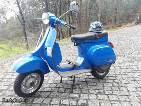 Vespa PK50 GLS em chapa