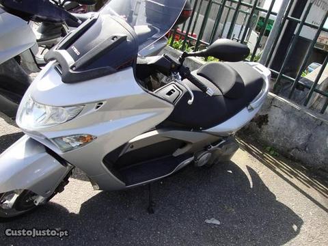 scooter kymco 500