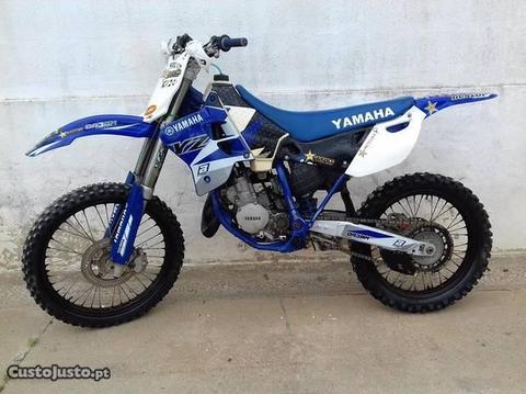 Yamaha YZ 125