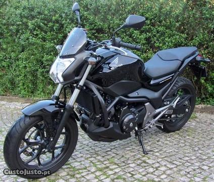 Honda NC750S ABS - 4.700km - 2016 - Na Garantia