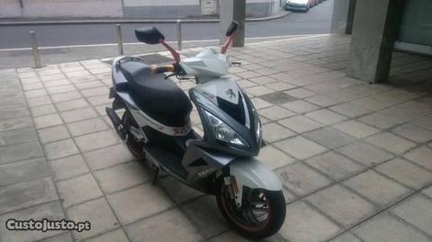 Sccoter ano 2017 nova