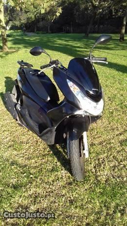 Honda PCX 2013