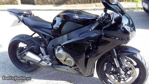 cbr 1000 rr 2008 Mais Barata