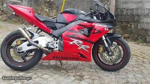 Honda cbr 954rr fireblade