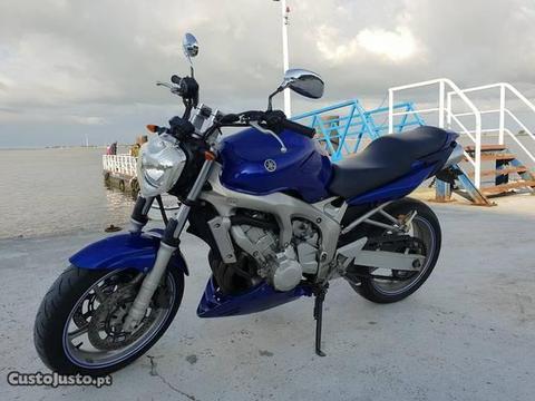 Yamaha Naked 600cc - Brick7 Motos