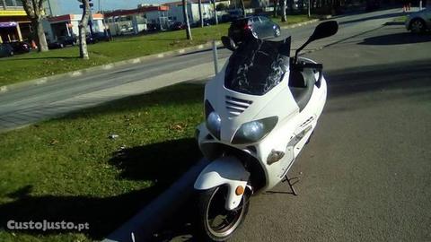 Scooter elétrica - Jonway scooter 5000W - 72V