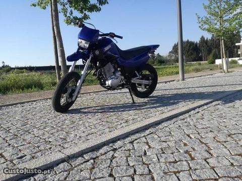 Yamaha xt600 como nova!