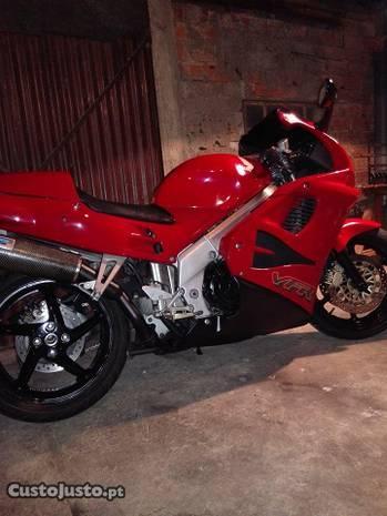 Honda VFR RC-36 Troca