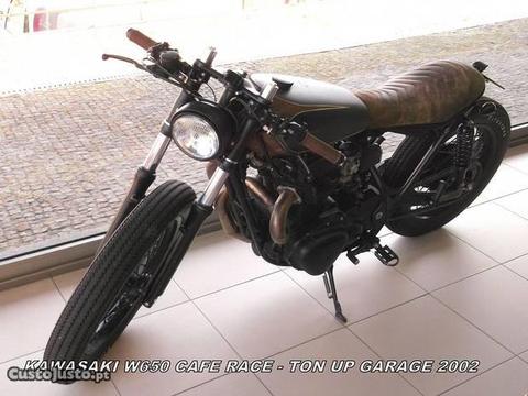 Kawasaki W650 Cafe Race - Ton Up Garage