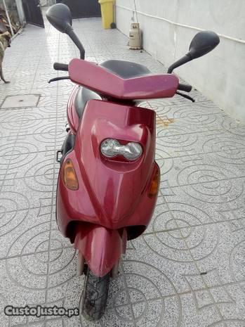 scooter em bom estado
