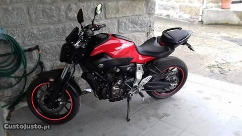 Yamaha mt 07 