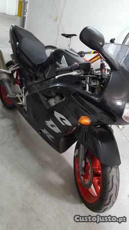 Honda cbr 600 f