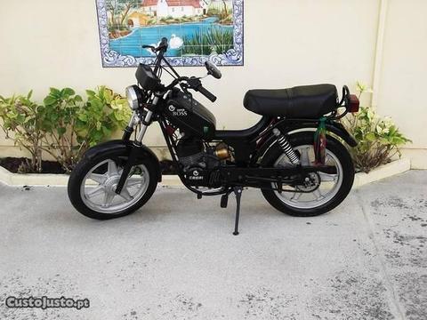 Casal super BOSS 4v Restaurada