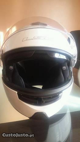 Capacete Modular LS2