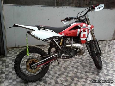WR 250 2T (matriculada)
