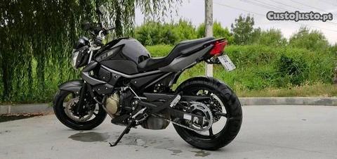 Yamaha XJ6 2010