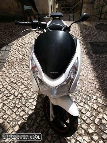 Honda PCX125 Honda PCX125