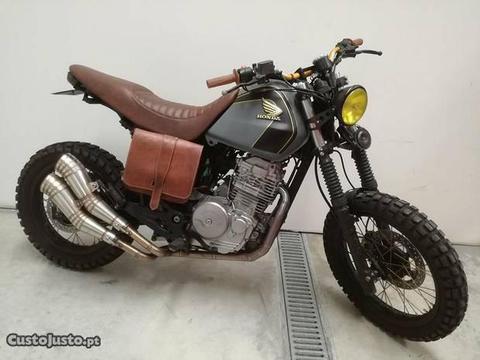 Honda 650 SLR Scrambler