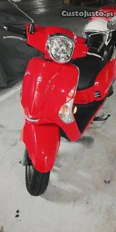 Scooter 125c 4 tempos
