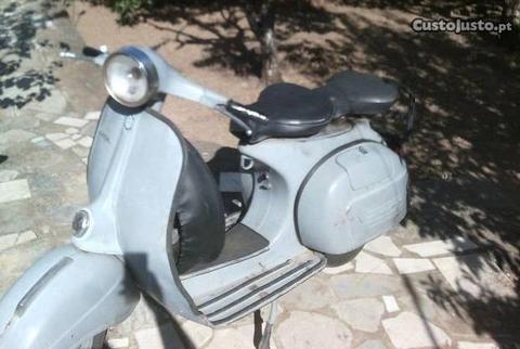 Vespa 150 sprint veloce