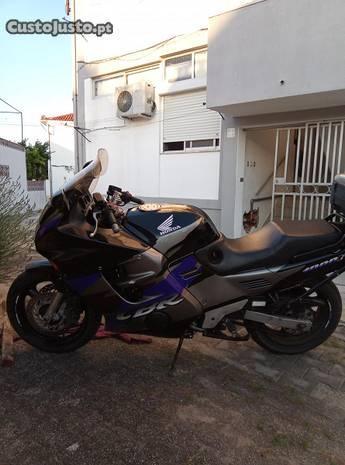 Honda cbr1000f