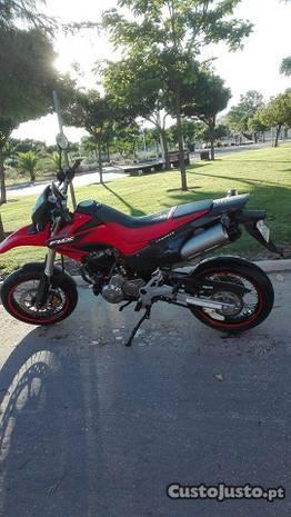 Moto - Honda fmx 650