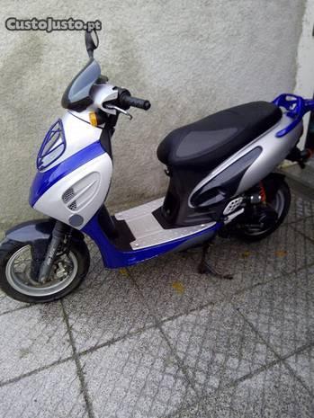 Scooter KYMCO sf top boy