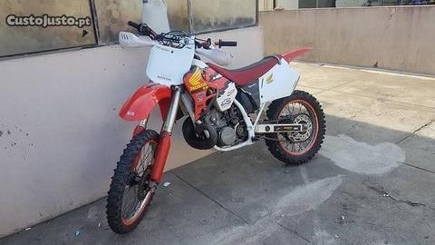 Honda cr 250 2t