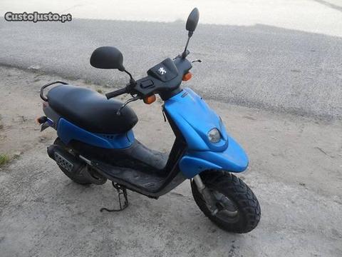 scooter Peugeot