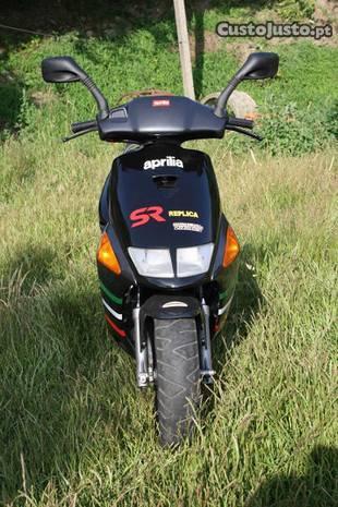 Aprilia SR 50 Replica