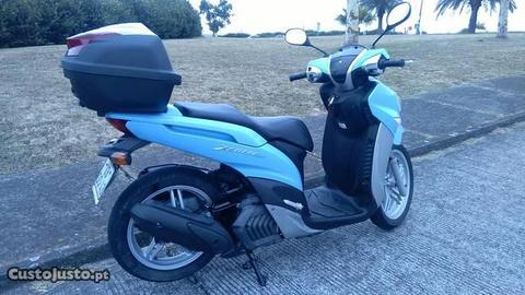 Yamaha Xenter 125 9500 Km