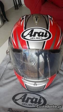 Capacete ARAI