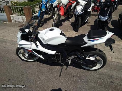 Suzuki GSX-R 600