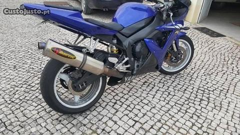 Yamaha r1 2004 - 167cv