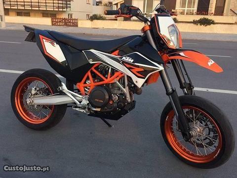 Ktm 690 Smc R 2012 - Supermoto - Akrapovic