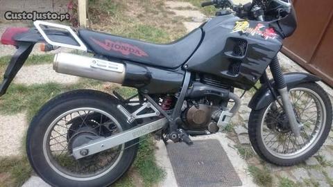 Honda Nx 250 Dominator