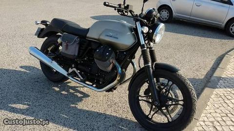 Moto Guzzi V7II Stone, de 2017