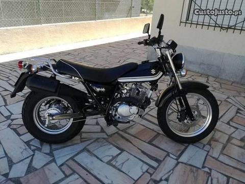 Suzuki Van Van 125 em excelente estado