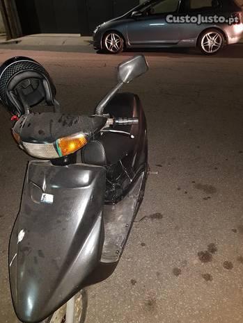 Mota scooter