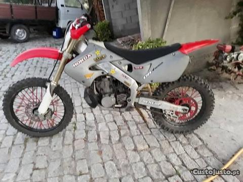 Honda cr250 2t