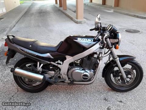 Suzuki GS 500