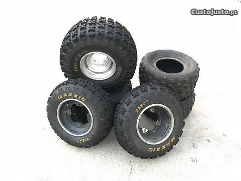 Jantes Yamaha + pneus