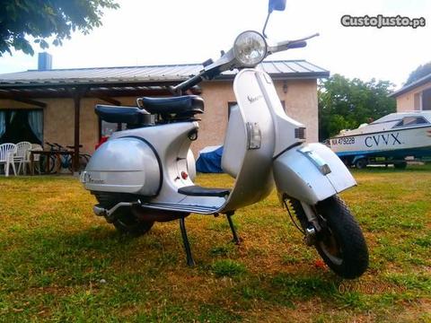Vespa 125 px