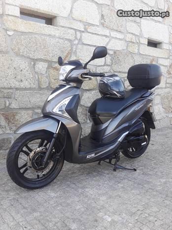 Scoter sym synphony ST 125 de 2015 revisionda