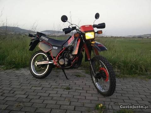 Yamaha DT 125 LC YPVS 1989 com um dono