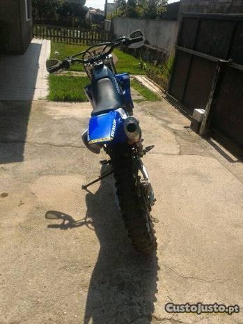 Wr 400f matriculada