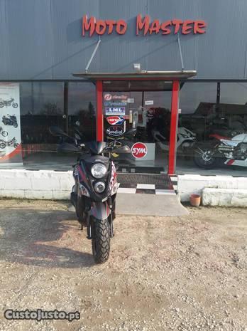 Sym Crox 50, 3 anos garantia, oferta 1 capacete