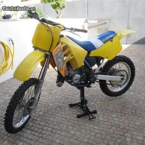 Suzuki RM 125 Vintage