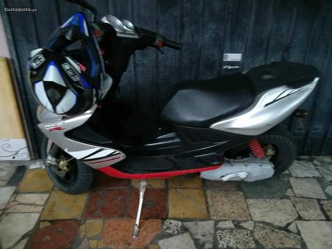 Yamaha aerox