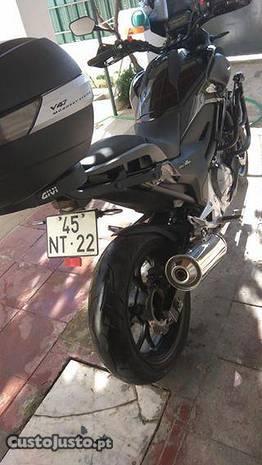 NC700X de 2013 com 9.000Kms